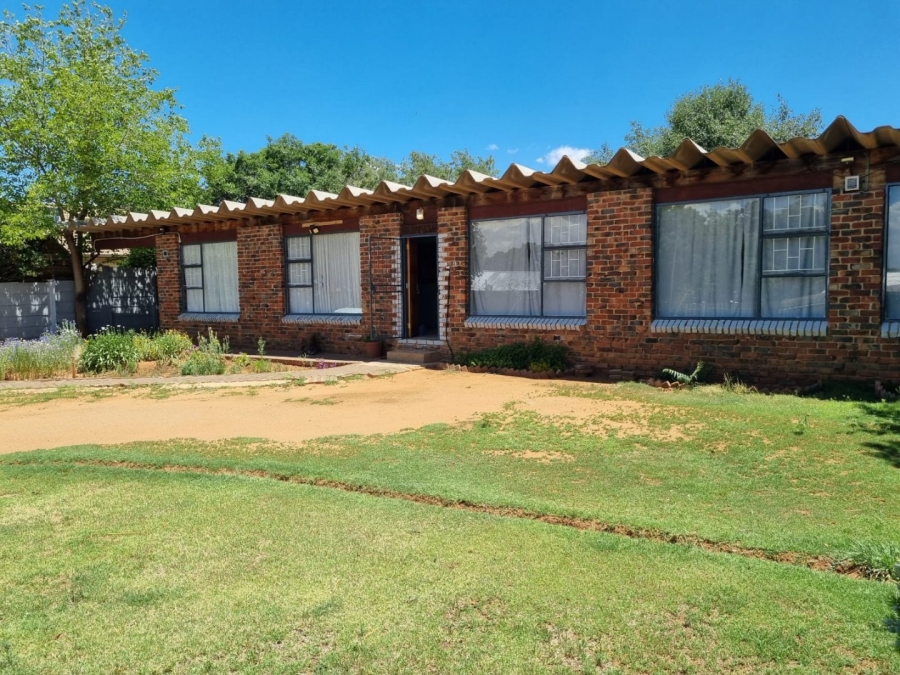 3 Bedroom Property for Sale in Fleurdal Free State